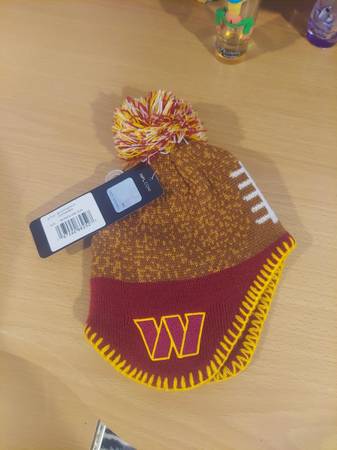 BRAND NEW WASHINGTON BABY HAT 1