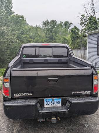 2007 Honda Ridgeline **NECESITA TRANSMISIÓN** - $1,500 (Winsted)63470784972675121