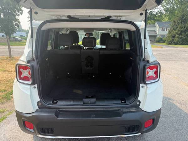 2016 Jeep Renegade Limited SUV - $9,49563471576804993121