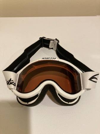Smith Snow Goggles 1