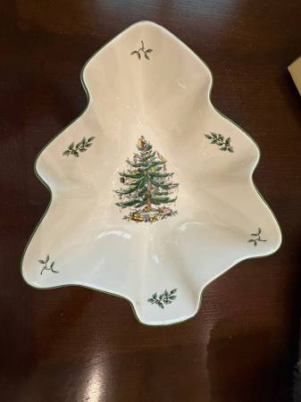 Spode Christmas Tree shaped Bowl 1