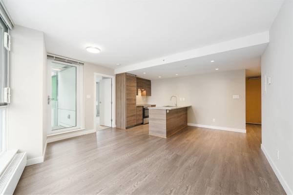 1 Bed + 1 Bath @ Marine Gateway 1