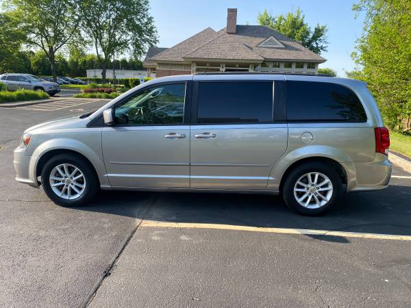 2017 Dodge Grand Caravan GT - $10,400 (Streamwood)63619011956353124