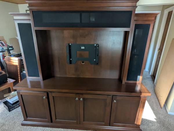 Maple Entertainment Center 1