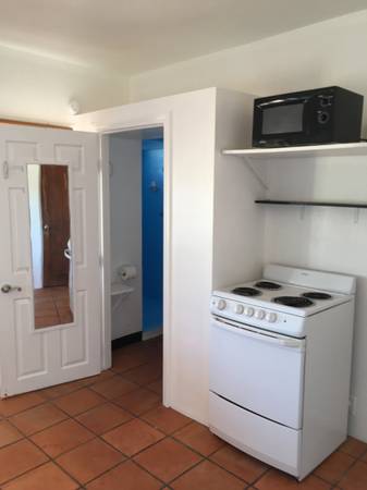 $1,075 / 1br - 500ft2 - $1075  Studio  Hilltop-View (Edge of Desert Hot Springs  & Sky Valley)63686264864899124