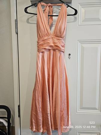 Marilyn Monroe inspired Silk dess 1