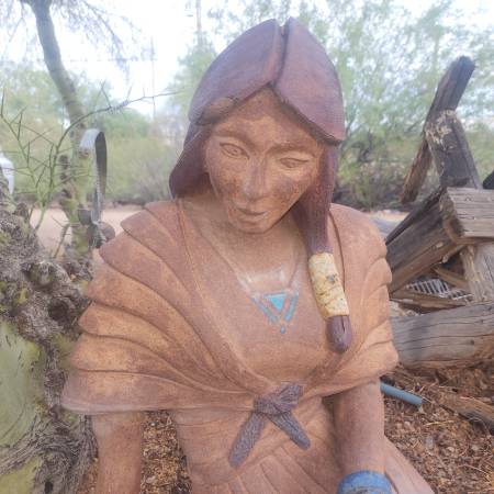 Native American statue with Turquoise inlay 1