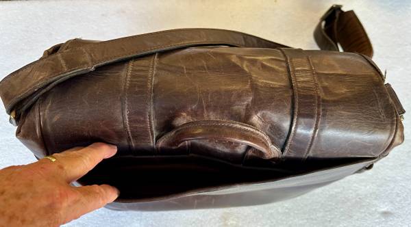 ONA Brixton Leather Camera Bag - $300 (milpitas)63437136978179123