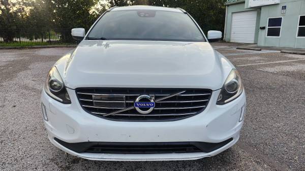 2015 VOLVO XC60, PLATINO, TRACCIÓN INTEGRAL, EXCELENTE ESTADO, ¡GRAN PRECIO! - $6.995 (Tampa)63443207352067121
