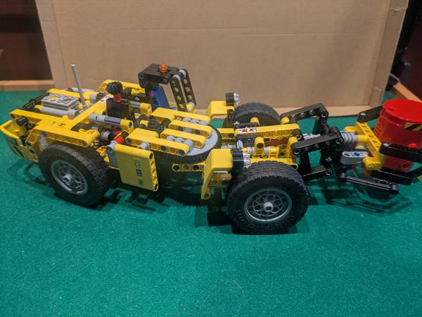Lego Technic 42049 Mine Loader 1