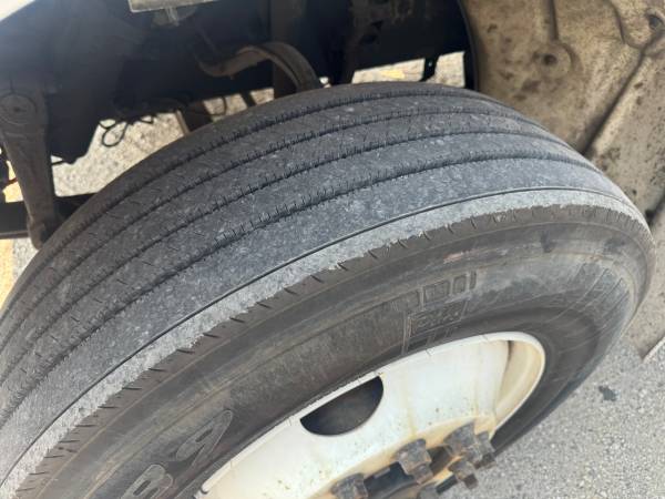 2019 Freightliner M2 106 - Photo 4