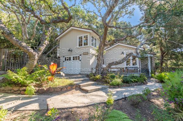 $6,000 / 2br - 1335ft2 - Impecable Cottage Actualizado de Dos Dormitorios (+Habitación Adicional) en Carmel-by-the-Sea (Carmel-by-the-Sea)64009501498115122