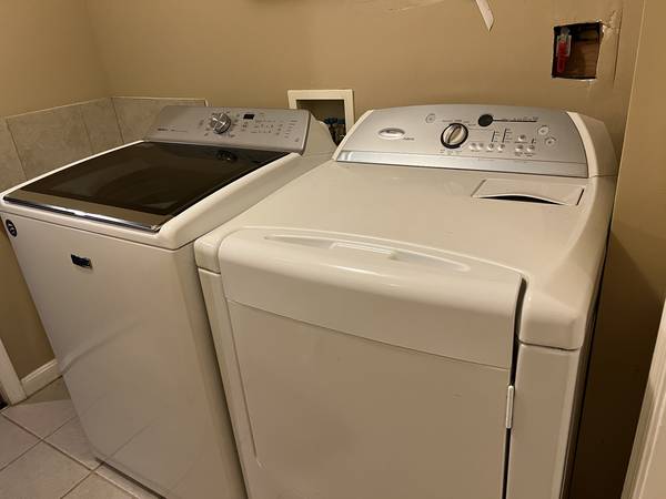 Maytag Bravo XL washing machine 1