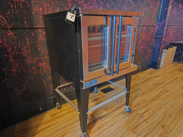 Convection Oven - Duke E101-E Single Full Size Electric 1