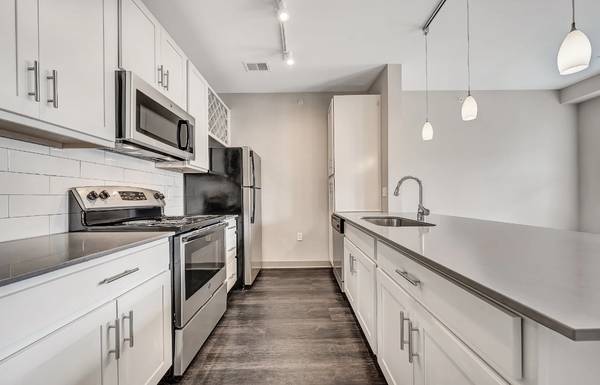 $1,417 / 2br - 974ft2 - 6 month, 2 Beds, 1 Bath Apartment (Morrisville)63968070750083120