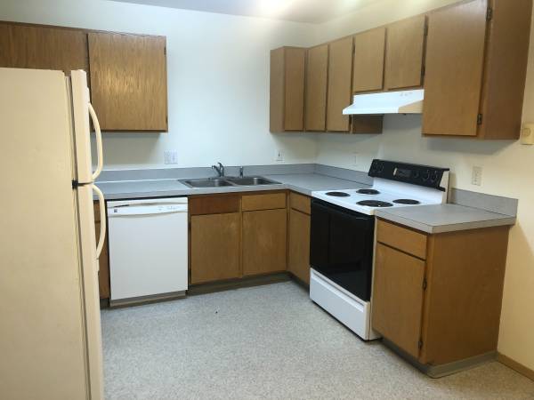 $1,200 / 3 habitaciones - 1080 pies² - 270 NW Clay Ct B (Pullman, WA)63689276002177123