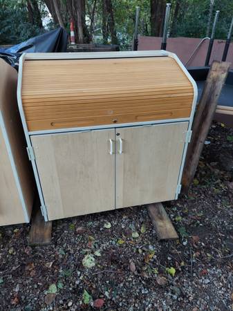 Roll top cabinet 1