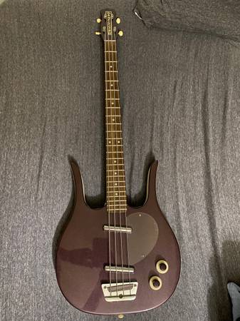Danelectro Longhorn Bass—1998 Reissue—Beatnik Burgundy 1