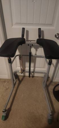 EVA SUPPORT WALKER 1