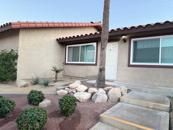 $1,895 / 2br - BERMUDA DUNES OASIS REMOD 2 BR 2 BTH SINGLE LEVEL HOMES (Bermuda Dunes, Indio, La Quinta, Palm Desert)63686265041025122