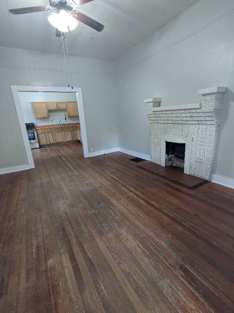 $750.00 / 2br - 2 bed 1 bath duplex63812807829763120