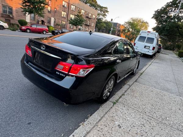 2012 Lexus Es 350 . Don’t miss the great Deal !! - $4,200 (Astoria)63614952263937123