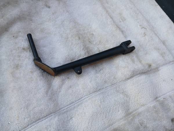 Kawasaki Kick Stand (A1 250 / A7 350) 1