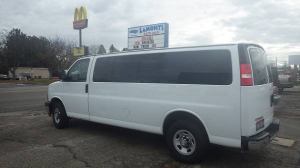 2019 Chev 15 Passenger LT Extended Van 1