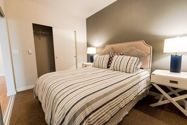 $1,645 / 1br - 630ft2 - 1/BD, Indoor Bike Parking, Water Efficient Fixtures (420 West Smith Street, Kent, WA)63850641267843124