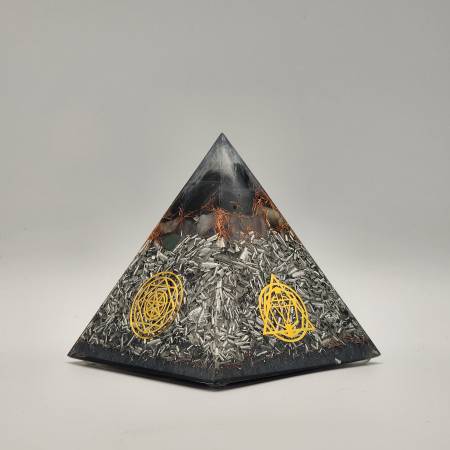 Handmade Orgonite Pyramid – Selenite, Black Obsidian, Jade & Quartz Cr 1