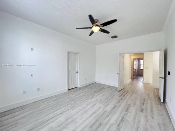$4,800 / 4br - House for rent 4/4 (Pembroke Pines)63825135557761124