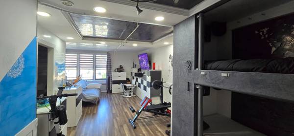 Hostel Smart Bed for Rent $50 night, Breakfast included 1