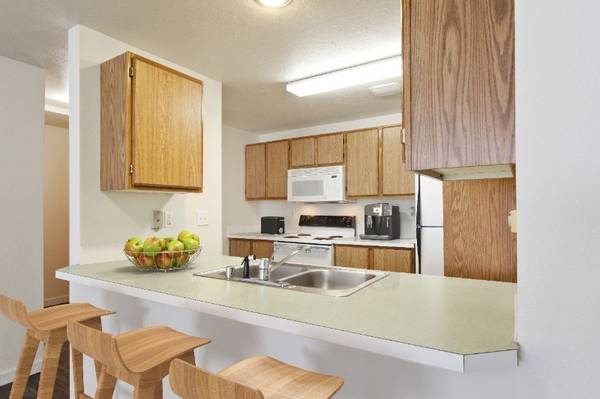 Spacious 1 & 2BR Living! Pet Friendly + Move-In Special! 1
