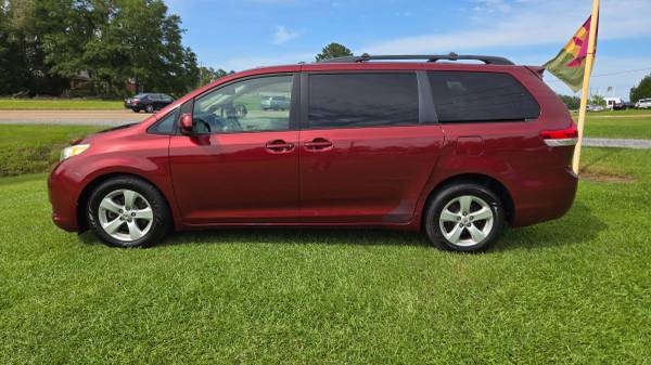 2011 Toyota Sienna LE 8 Passenger van 3.5L V-6 Warranty!!! - $8,495 ((Mardi Gras Motors) Raymond MS)63617454306945120