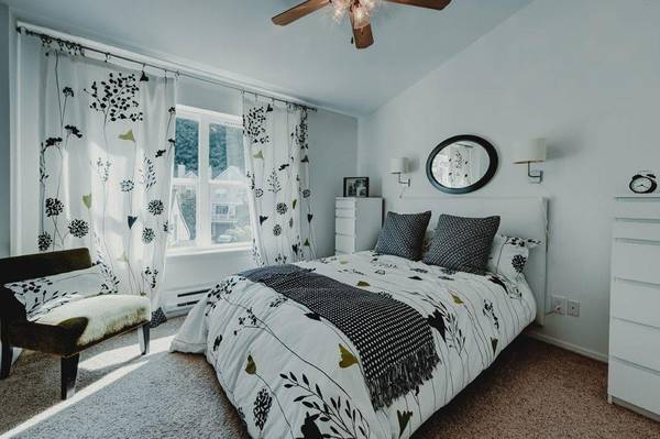 $3,754 / 2br - 1482ft2 - Two- and Three-Bedroom Tri-Level Townhomes, We Welcome Pets (Renton)63874305910403122