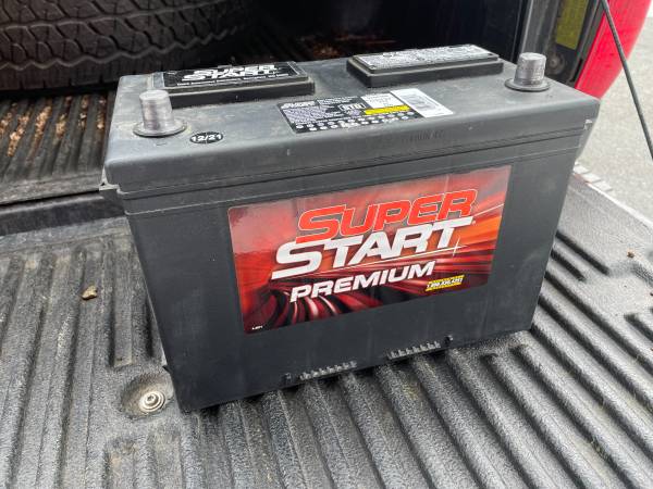 Super Start Premium Truck Battery 710 CCA 1