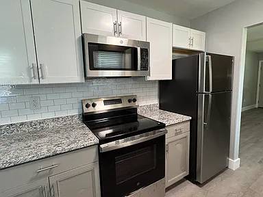 $1,150 / 2br - 1100ft2 - Completely renovated 2BDduplex including all new never used appliances (North Charleston)64016104672129124