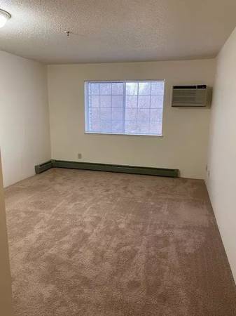 $870 / 1br - 523ft2 - ¡Relájate y descansa! ¡Acabas de encontrar un excelente departamento de 1 habitación y 1 baño! (Lansing)63620275430017124