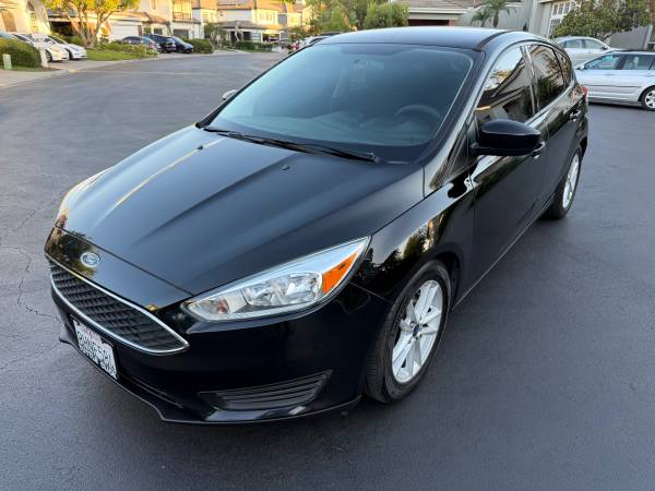 2018 Ford Focus SE Hatchback Black -Carfax-CleanTitle-BackUpCam-78K 1