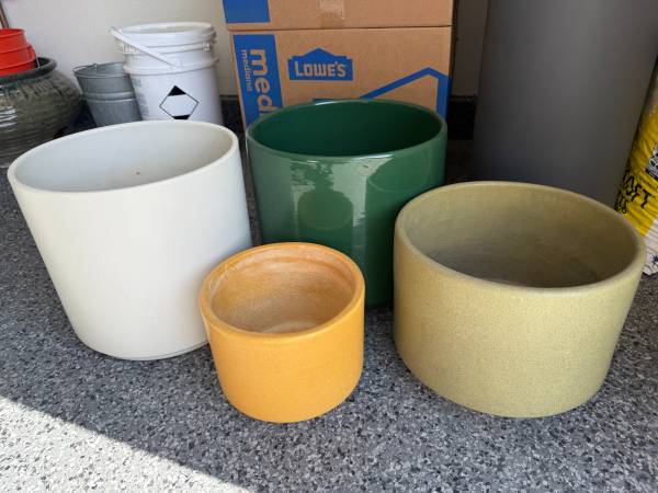 FS: Gainey Ceramics Pots - $50 (palm springs)63470807749379120