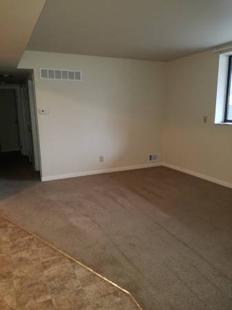 $995 / 2br - 2 Bedroom Availability! Springport Glen Apartments (Jackson)63952520902659122