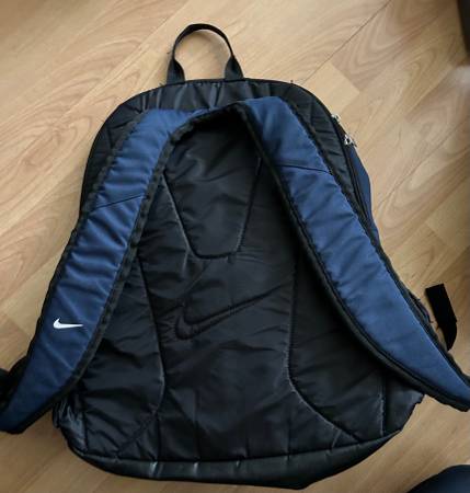 Nike Point Break Volleyball Club Backpack - $8 (San Jose)63471479594243121