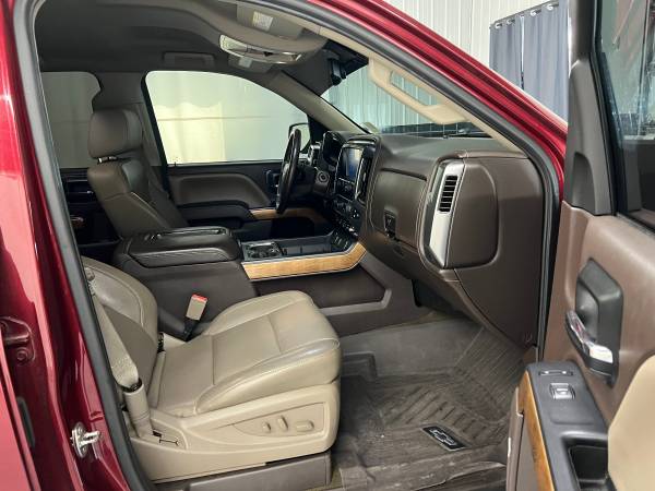 2015 Chevrolet Silverado 1500 LTZ - Photo 11