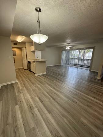 $1,565 / 2br - 2bed/2bath Available for Immediate Move In!!!!!! (Gainesville)63823035128961121