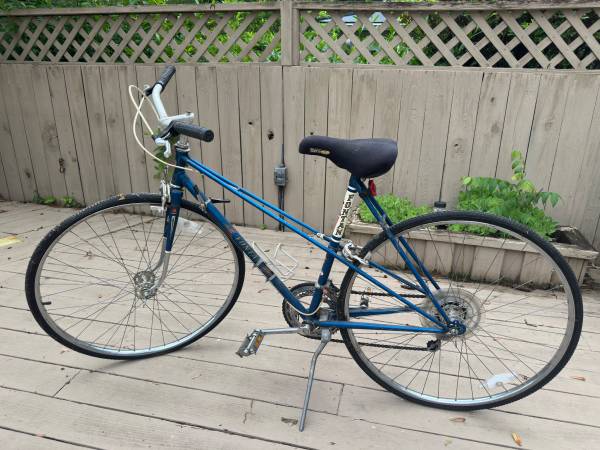 Women’s Vintage Fontan Bicycle 1