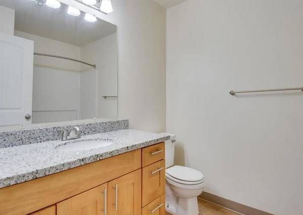 $1,995 / 3br - Convenient 3B Apartment - Fitness Center, Onsite Tot Lot- In Aloha (Beaverton / Aloha)63870108955907124