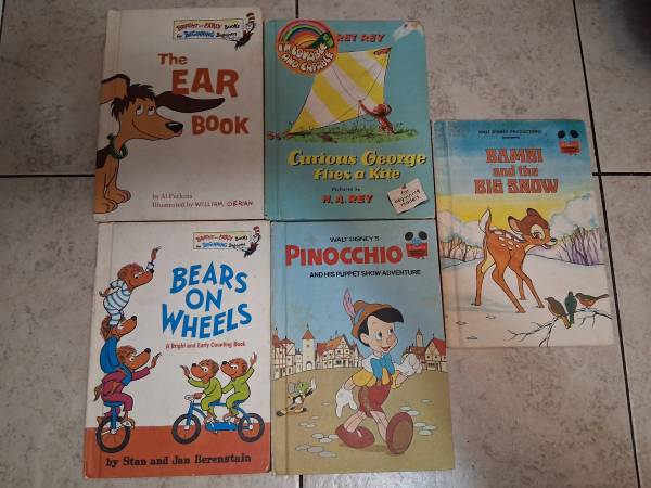5 Walt Disney Books 1
