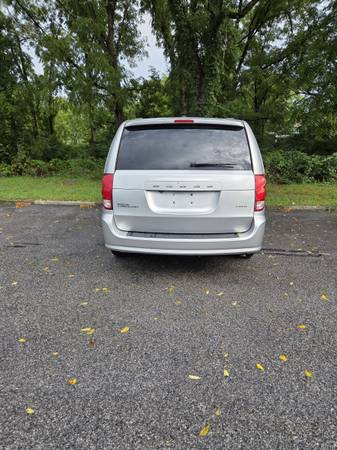 Dodge grand Caravan 2012 Clean Title - $3,900 (Poughkeepsie)63436938405251121
