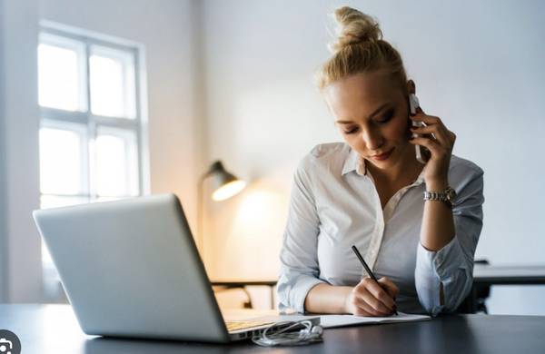 FILM PROFESSIONAL SEEKING PART-TIME PERSONAL ASSISTANT 1