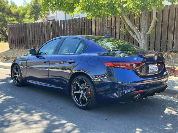 2017 Alfa Romeo Giulia Ti Sport Q4 AWD Clean Title - $13,900 (concord / pleasant hill / martinez)63470789720961123